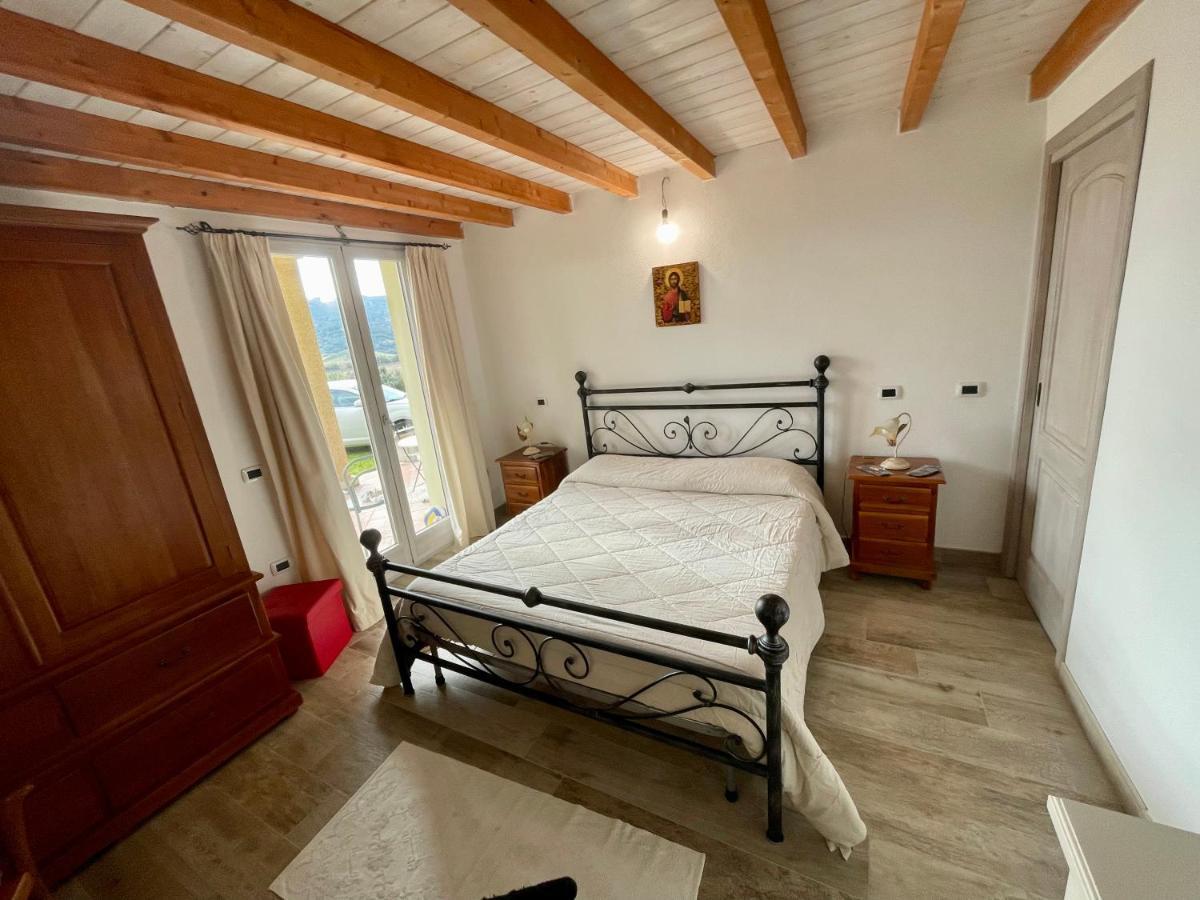 San Leonardo Country House Calangianus Exterior photo