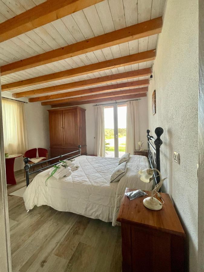 San Leonardo Country House Calangianus Exterior photo