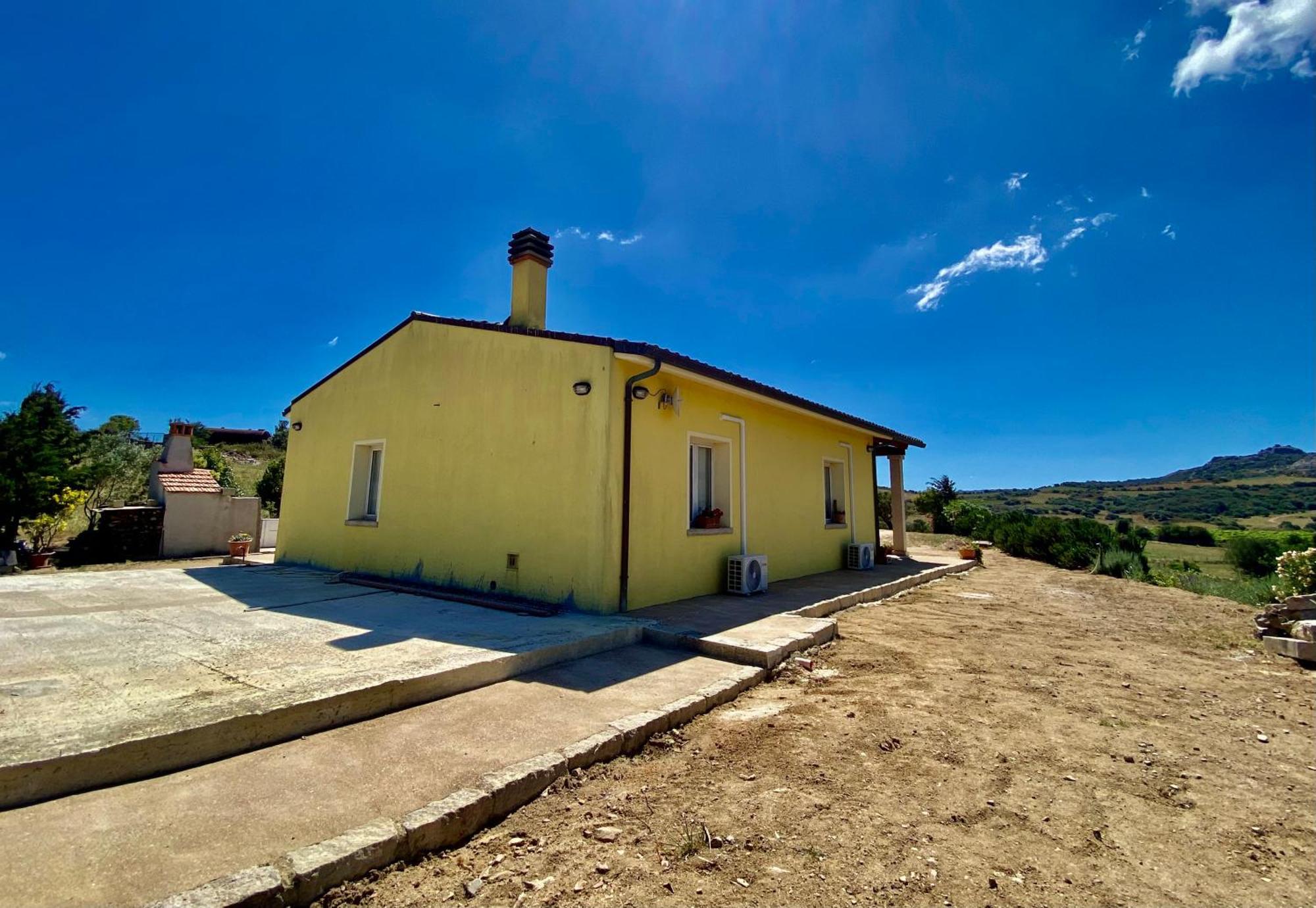 San Leonardo Country House Calangianus Exterior photo